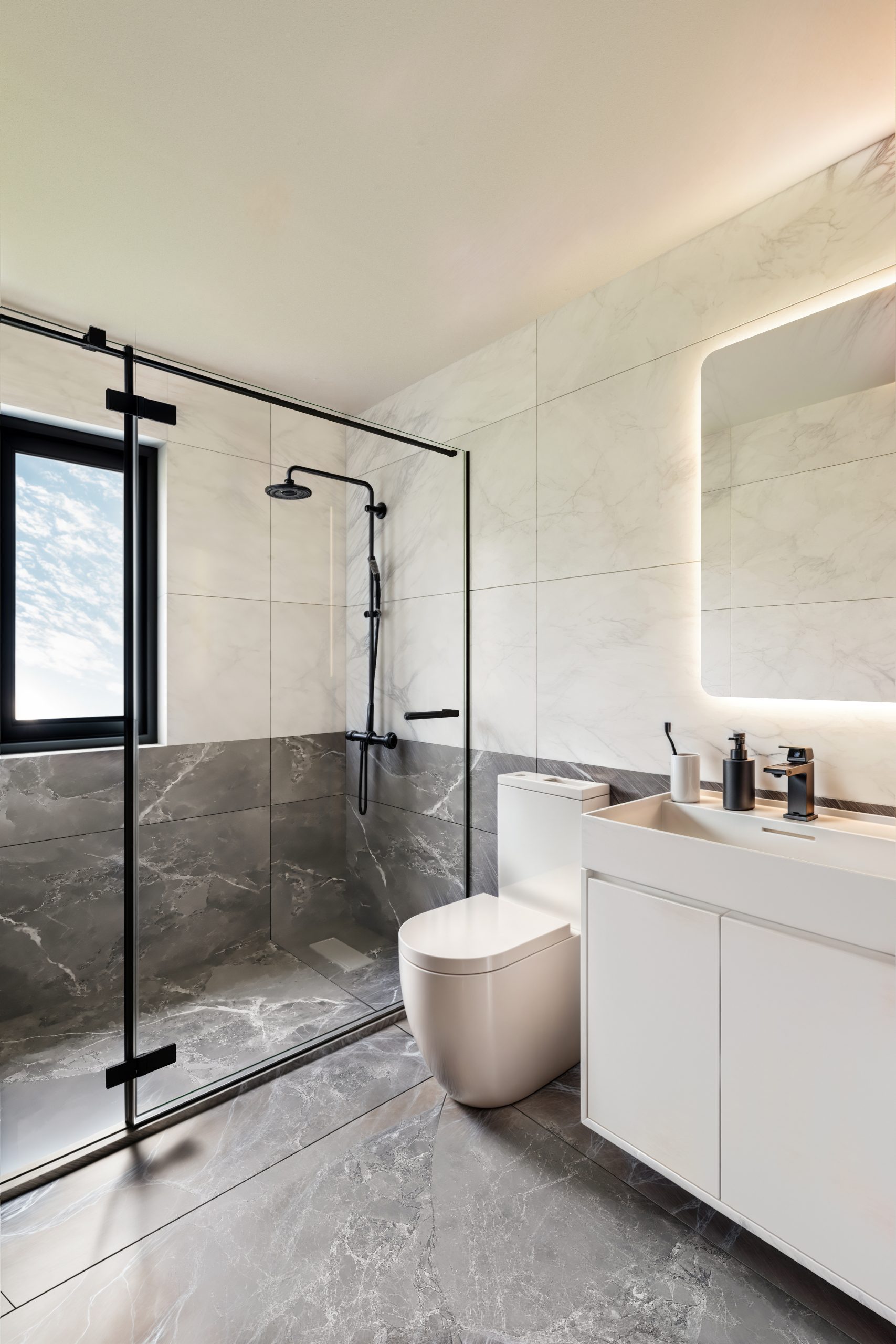 2 Bed, 2 Bath, ApartmentFor Sale, Paphos, Paphos