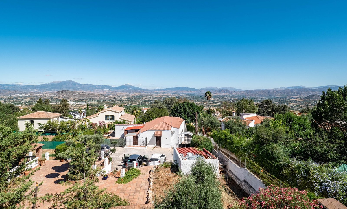 Alhaurin el Grande, Malaga, 4 Bedrooms Bedrooms, ,3 BathroomsBathrooms,For Sale,R4657555