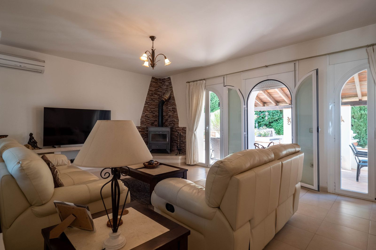 Alhaurin el Grande, Malaga, 4 Bedrooms Bedrooms, ,3 BathroomsBathrooms,For Sale,R4657555