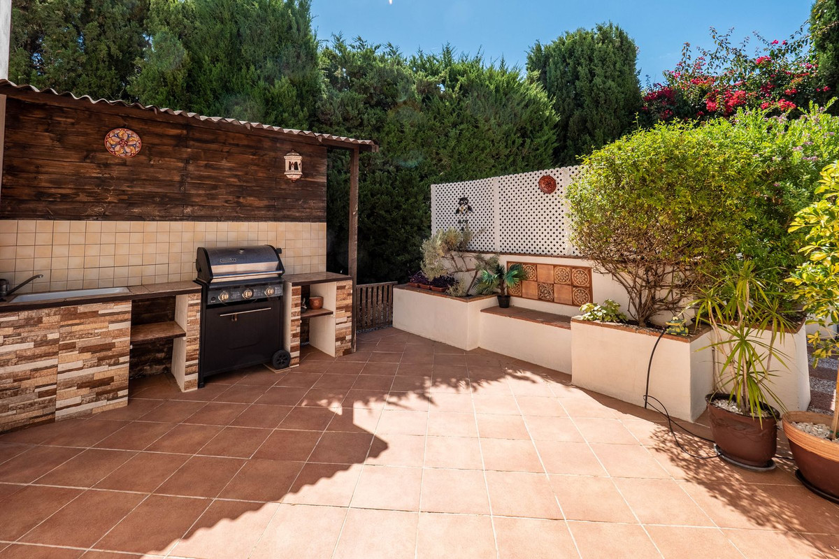 Alhaurin el Grande, Malaga, 4 Bedrooms Bedrooms, ,3 BathroomsBathrooms,For Sale,R4657555