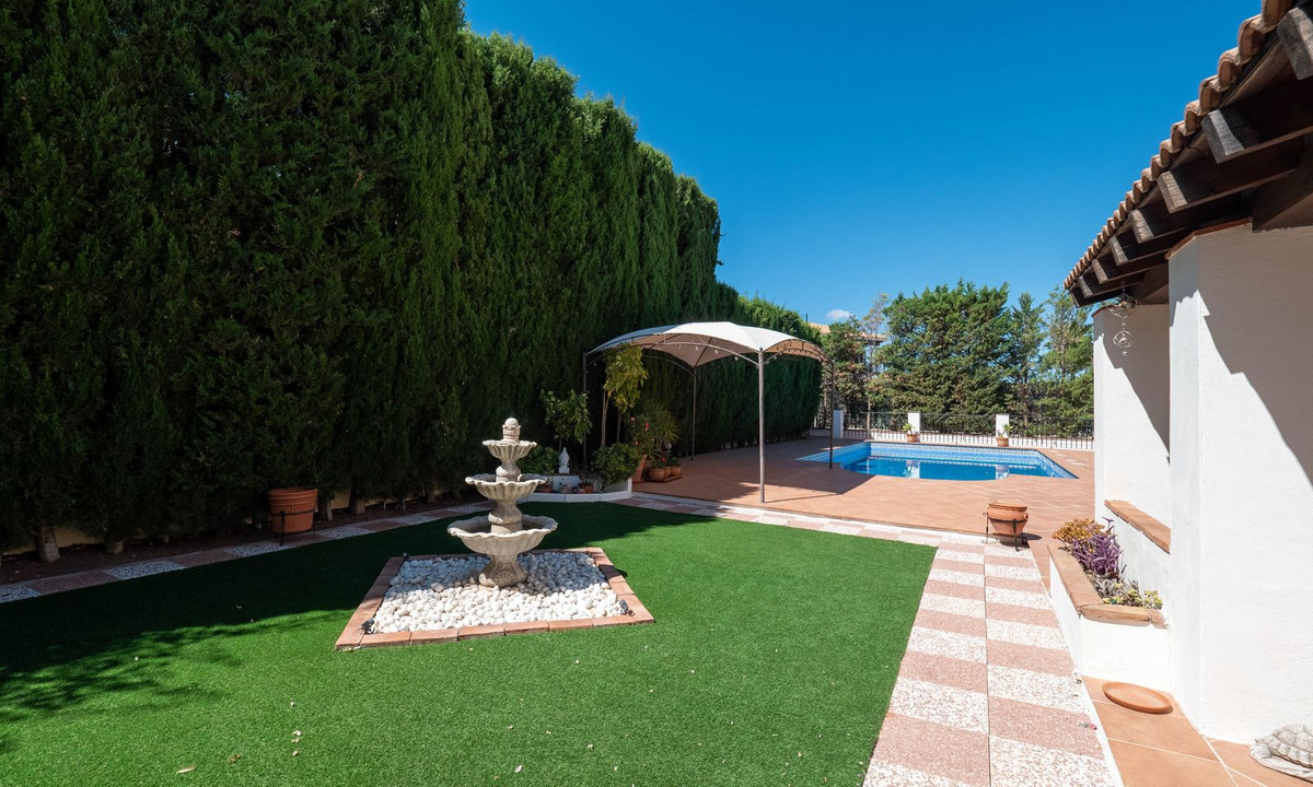 Alhaurin el Grande, Malaga, 4 Bedrooms Bedrooms, ,3 BathroomsBathrooms,For Sale,R4657555