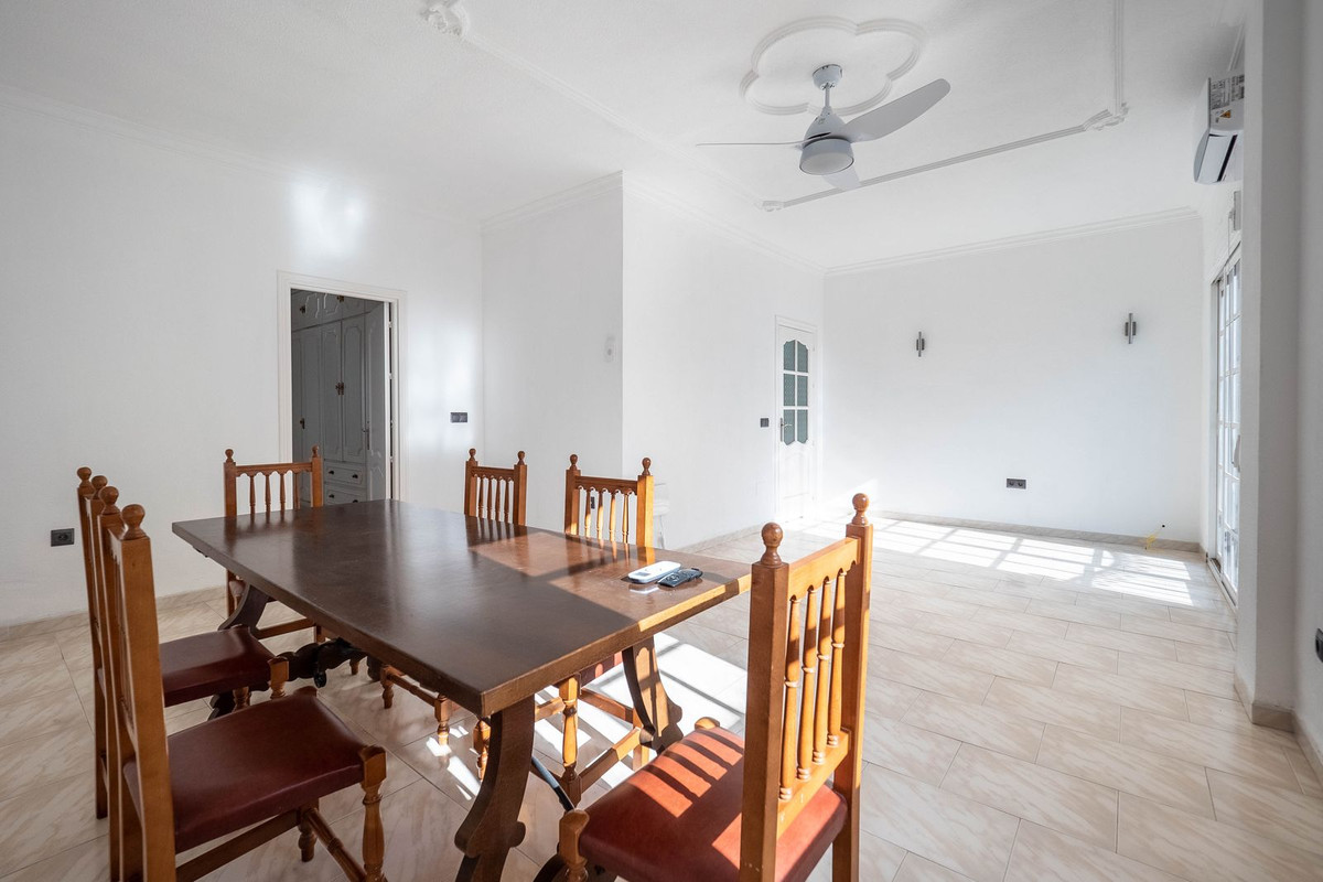 Alhaurin el Grande, Malaga, 6 Bedrooms Bedrooms, ,3 BathroomsBathrooms,For Sale,R4831489