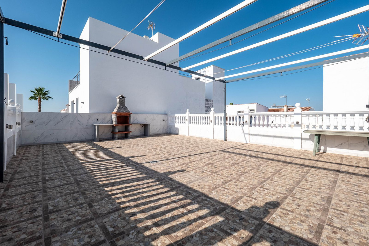 Alhaurin el Grande, Malaga, 6 Bedrooms Bedrooms, ,3 BathroomsBathrooms,For Sale,R4831489