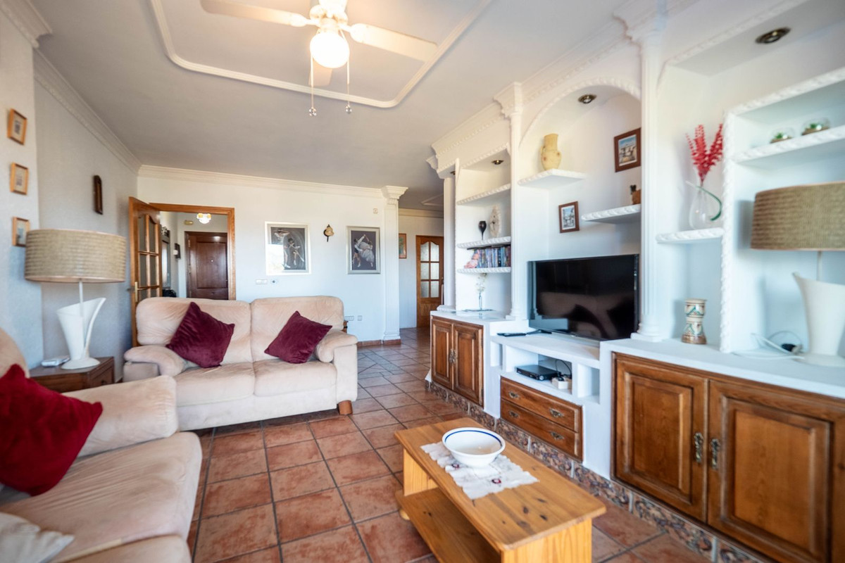 Alhaurin el Grande, Malaga, 3 Bedrooms Bedrooms, ,2 BathroomsBathrooms,For Sale,R4890976