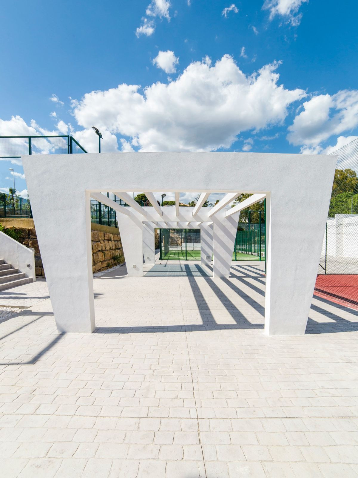 3 Bed, 2 Bath, ApartmentFor Sale, Estepona, Malaga