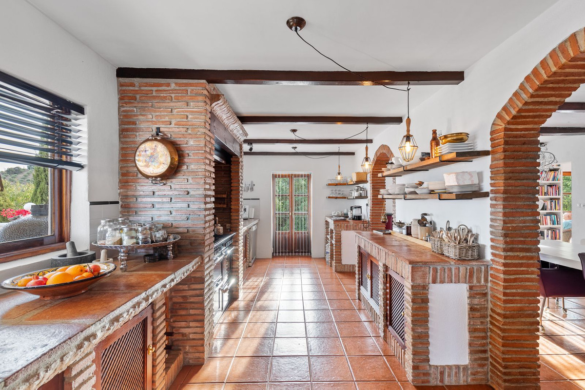 6 Bed, 6 Bath, HouseFor Sale, Casarabonela, Malaga