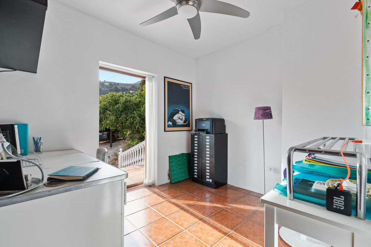 6 Bed, 6 Bath, HouseFor Sale, Casarabonela, Malaga