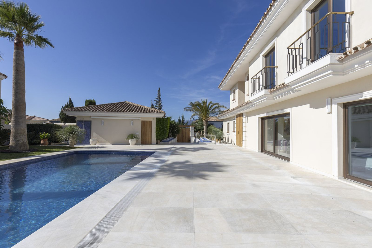 6 Bed, 4 Bath, HouseFor Sale, Mijas Golf, Malaga