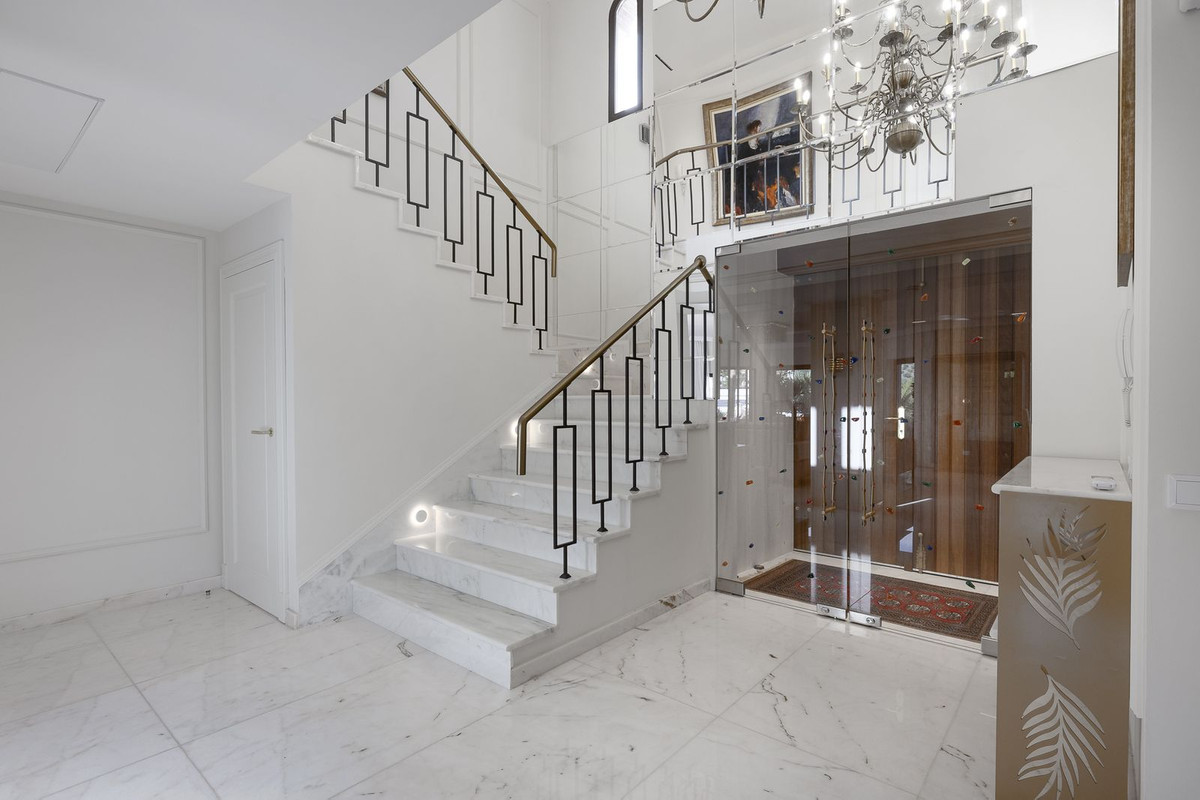 6 Bed, 4 Bath, HouseFor Sale, Mijas Golf, Malaga
