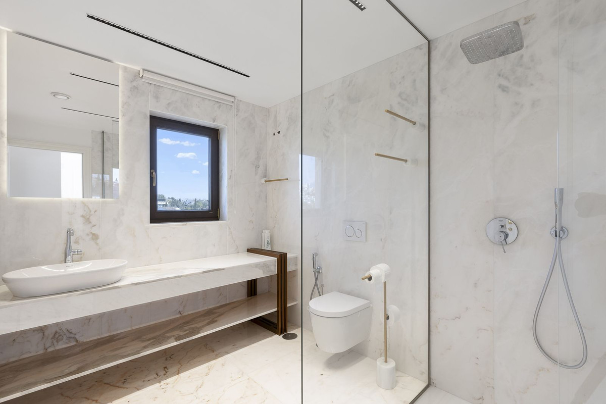 6 Bed, 4 Bath, HouseFor Sale, Mijas Golf, Malaga