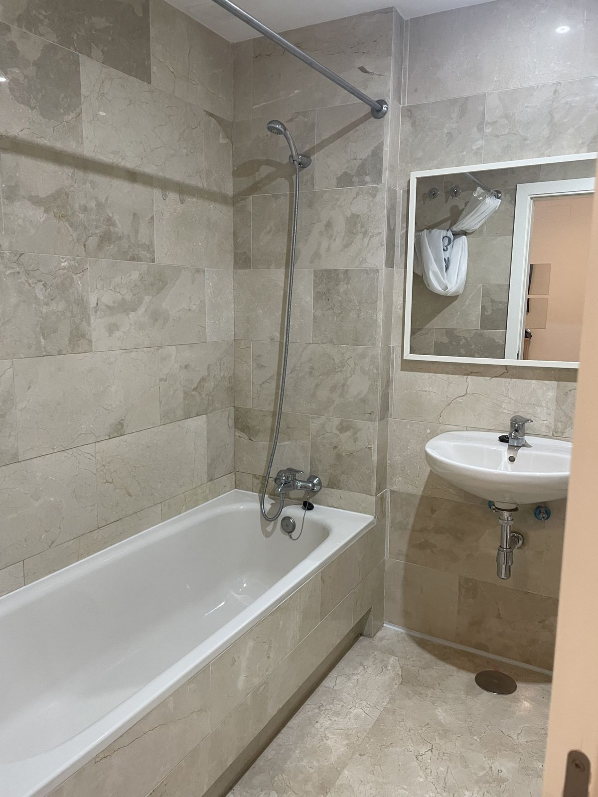 2 Bed, 2 Bath, ApartmentFor Sale, Manilva, Malaga