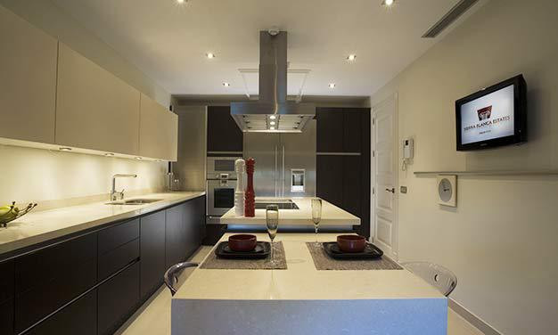 5 Bed, 5 Bath, HouseFor Sale, Sierra Blanca, Malaga