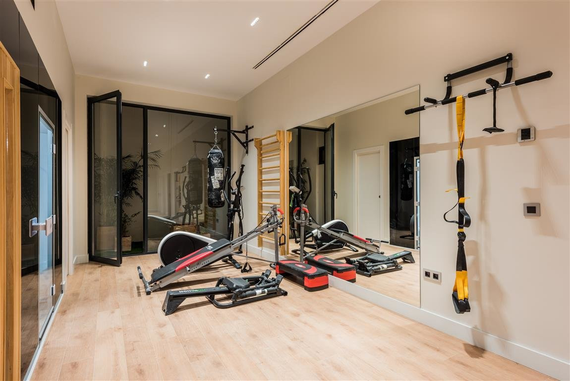 5 Bed, 5 Bath, HouseFor Sale, Benahavis, Malaga