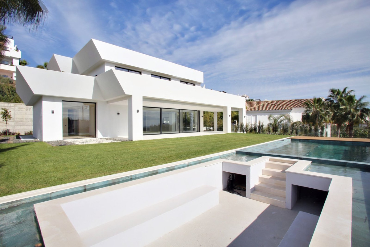 5 Bed, 5 Bath, HouseFor Sale, Benahavis, Malaga