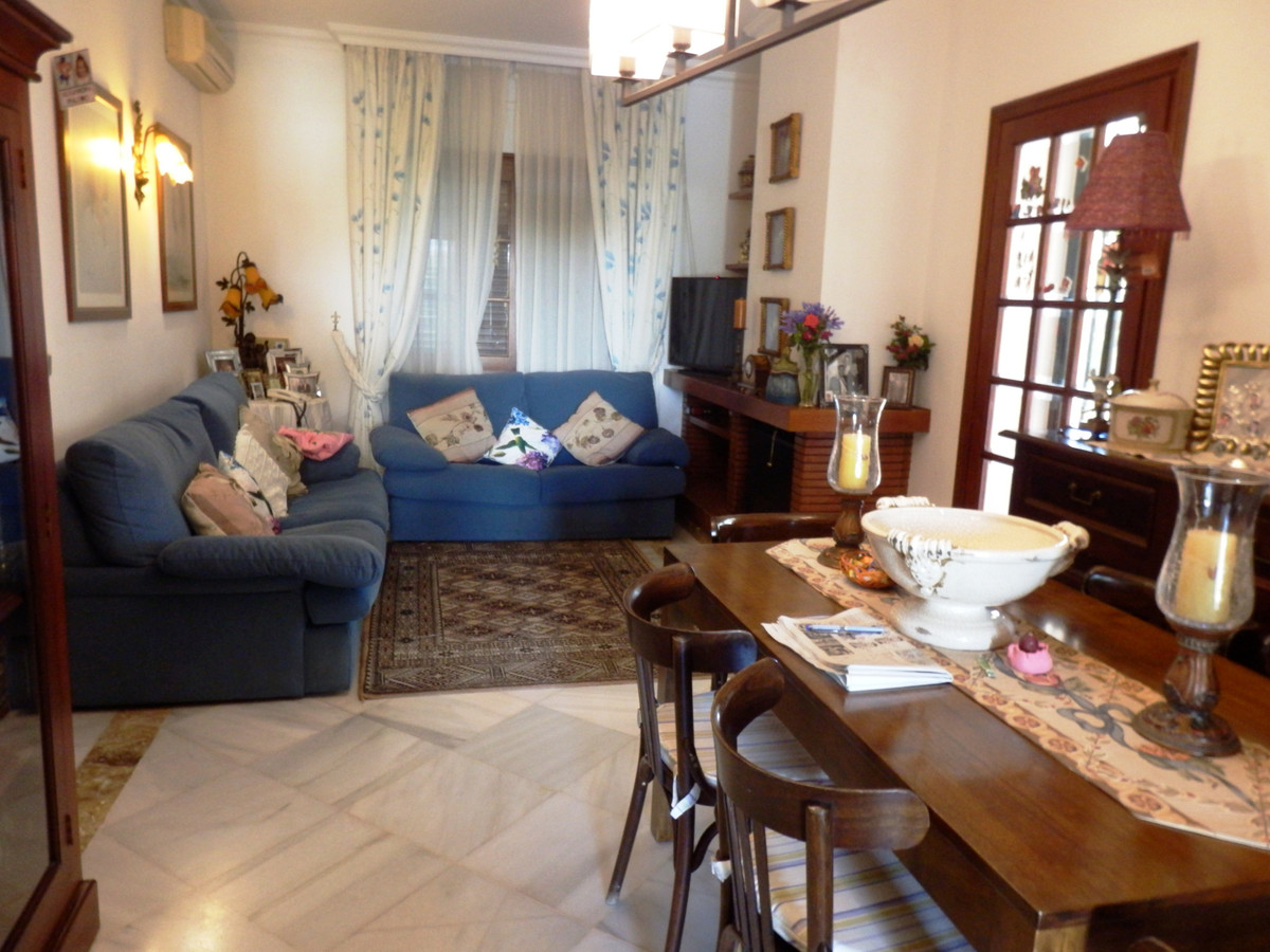 4 Bed, 3 Bath, HouseFor Sale, Guadalmina Alta, Malaga