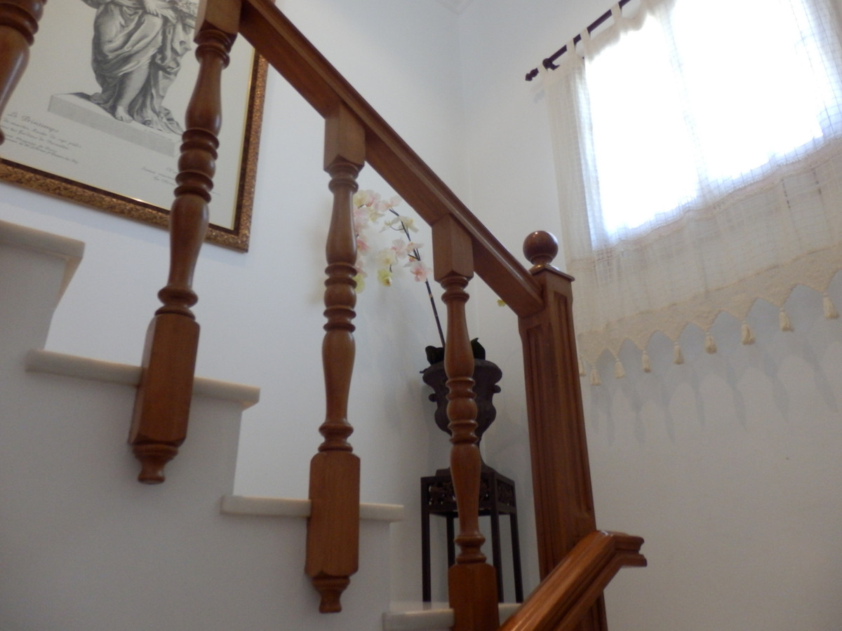 4 Bed, 3 Bath, HouseFor Sale, Guadalmina Alta, Malaga