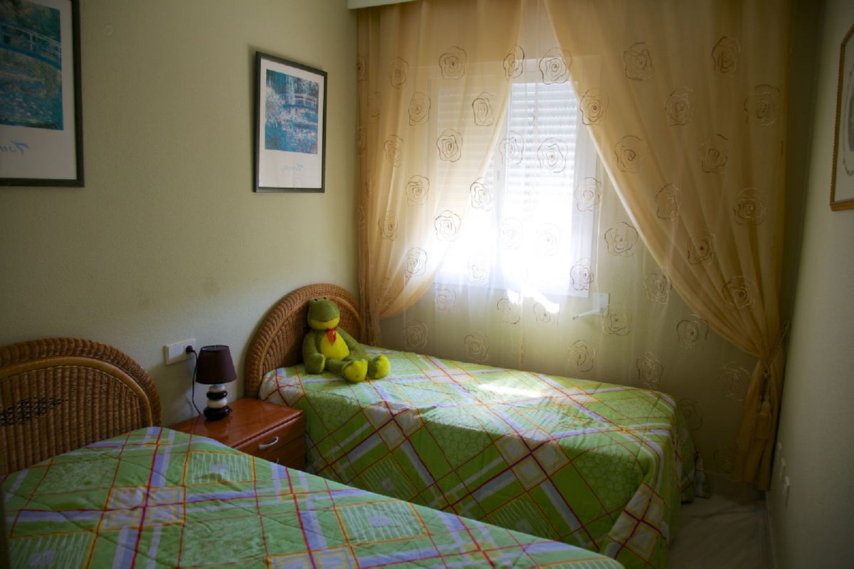 4 Bed, 3 Bath, ApartmentFor Sale, Nagüeles, Malaga