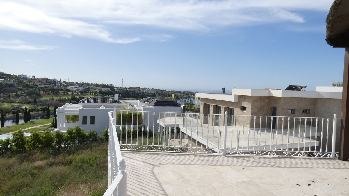 4 Bed, 4 Bath, HouseFor Sale, Los Flamingos, Malaga