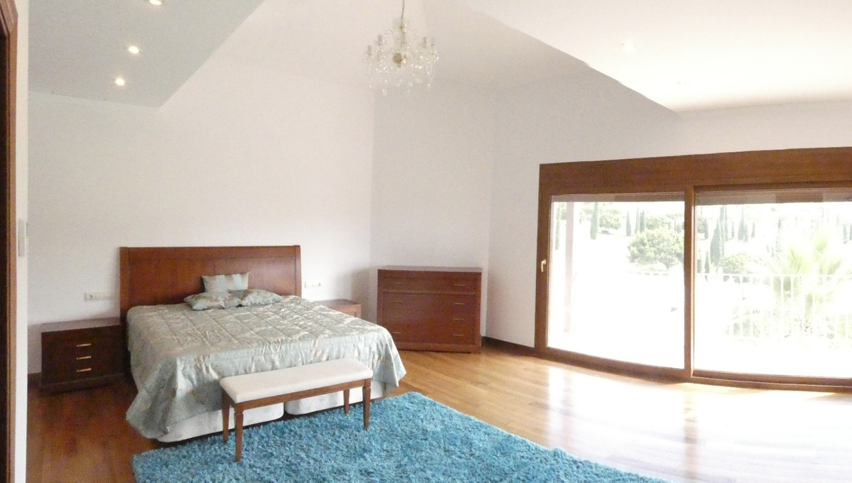 4 Bed, 4 Bath, HouseFor Sale, Los Flamingos, Malaga