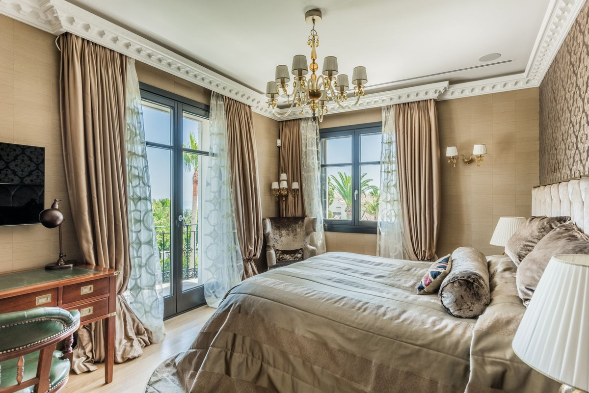 7 Bed, 9 Bath, HouseFor Sale, Hacienda Las Chapas, Malaga