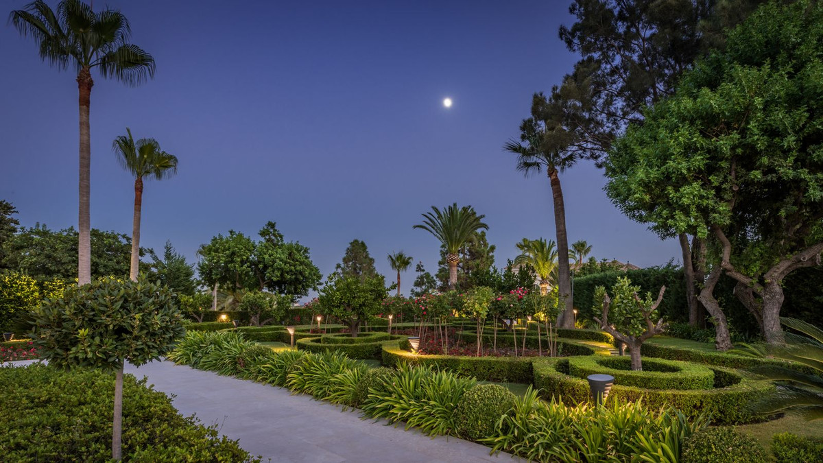 7 Bed, 9 Bath, HouseFor Sale, Hacienda Las Chapas, Malaga