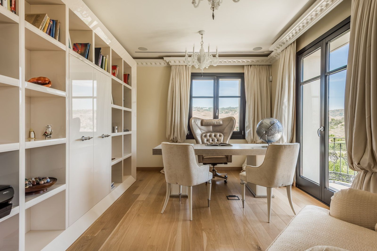 7 Bed, 9 Bath, HouseFor Sale, Hacienda Las Chapas, Malaga