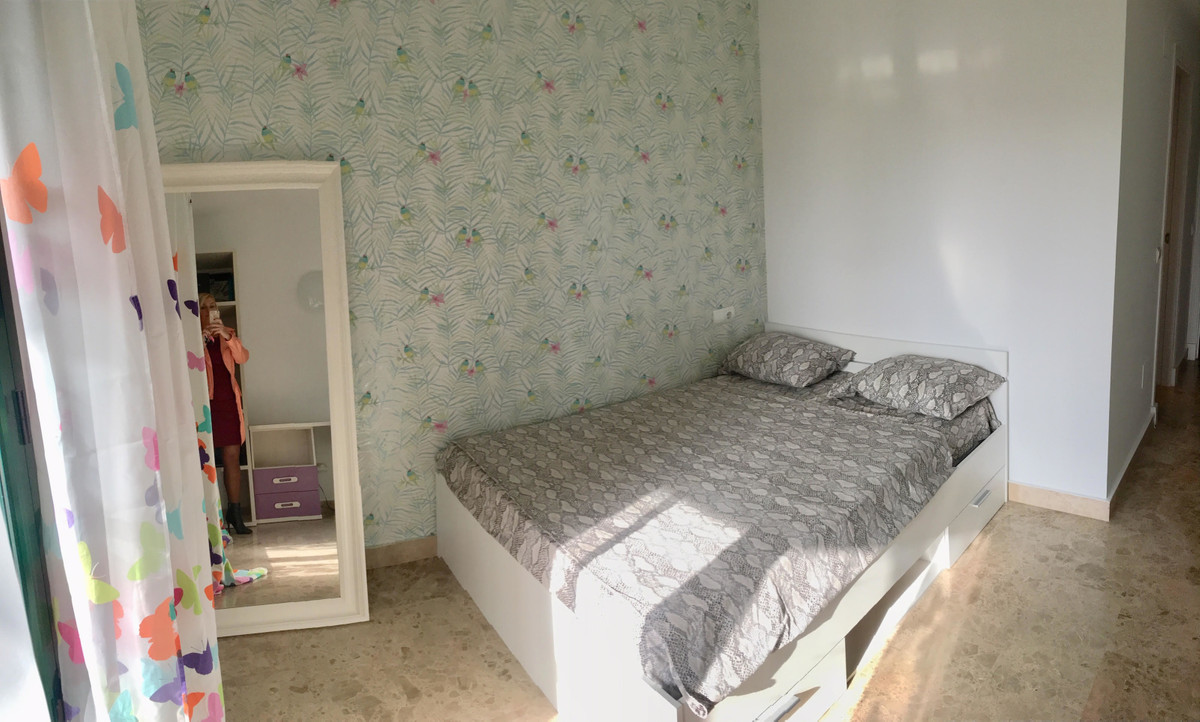 3 Bed, 3 Bath, ApartmentFor Sale, San Pedro de Alcantara, Malaga