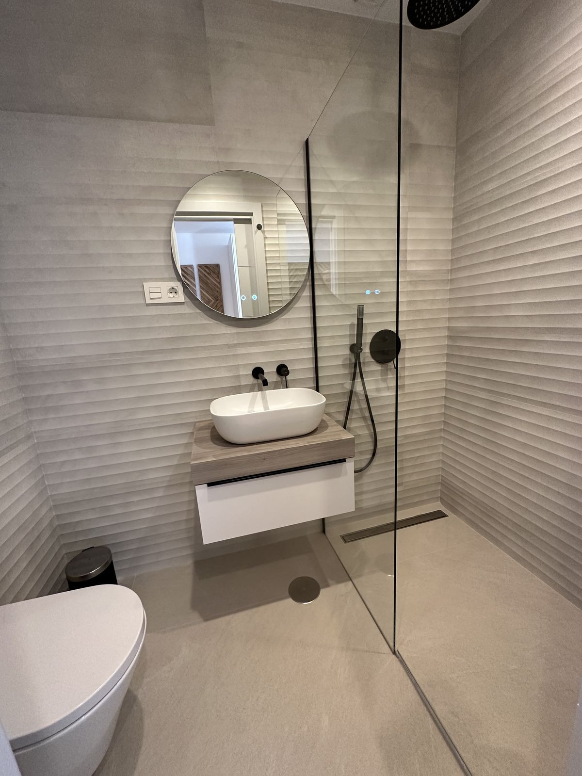 3 Bed, 2 Bath, ApartmentFor Sale, Marbella, Malaga