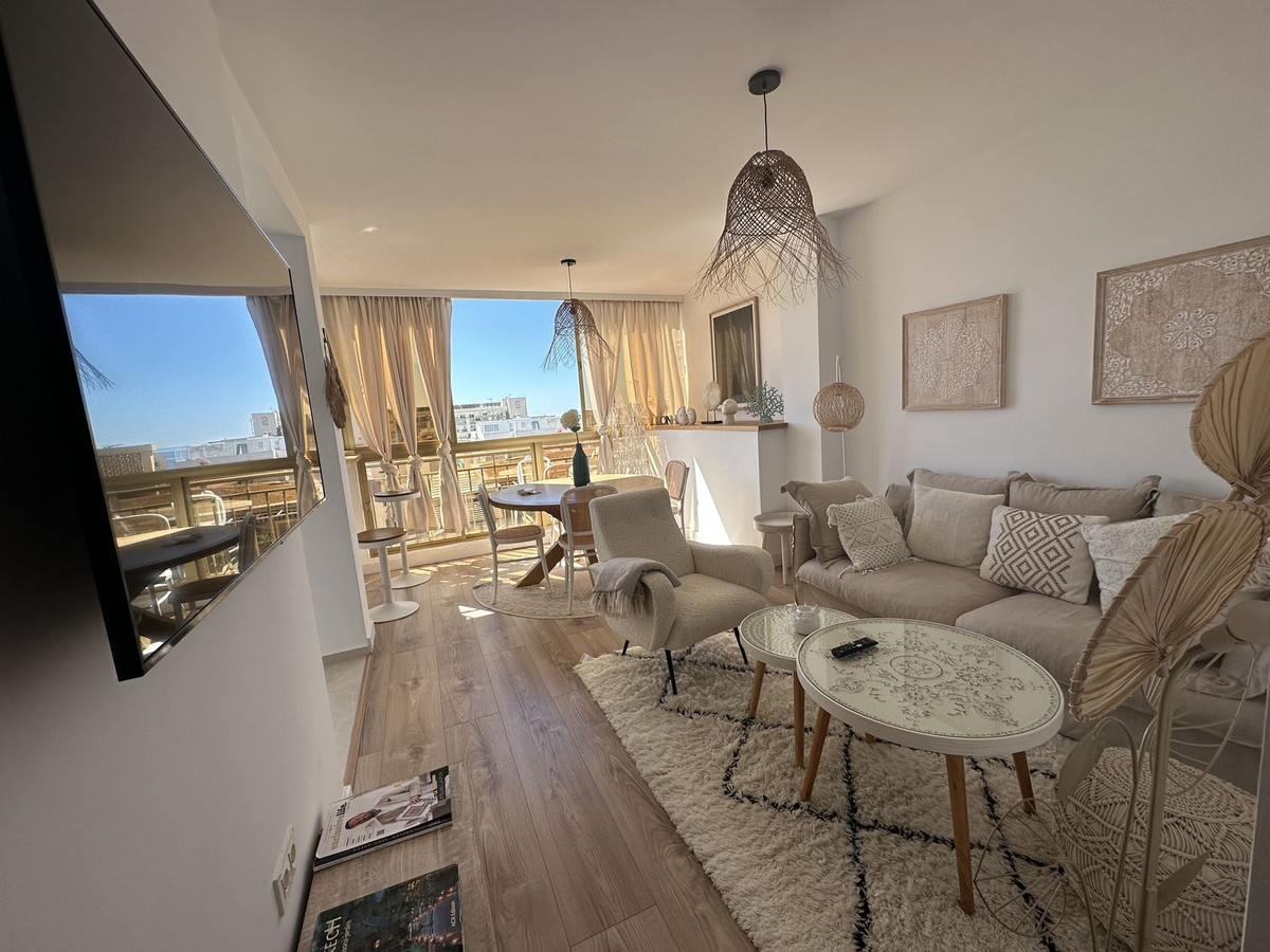 3 Bed, 2 Bath, ApartmentFor Sale, Marbella, Malaga