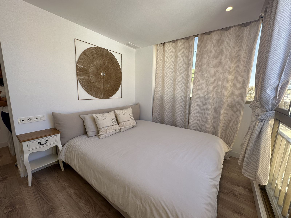 3 Bed, 2 Bath, ApartmentFor Sale, Marbella, Malaga