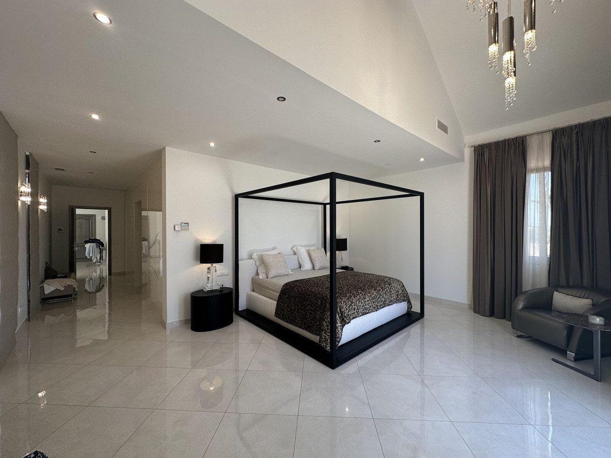 5 Bed, 5 Bath, HouseFor Sale, Sotogrande Alto, Cadiz
