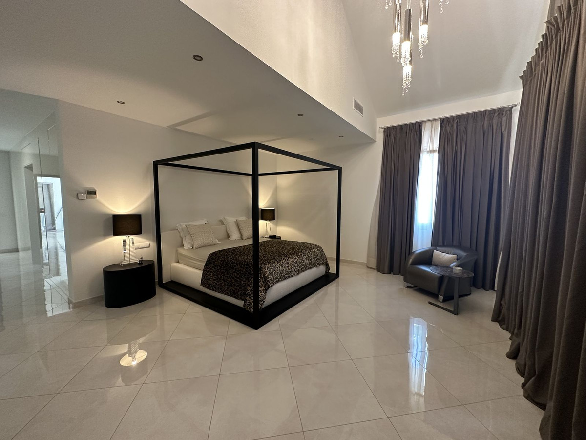 5 Bed, 5 Bath, HouseFor Sale, Sotogrande Alto, Cadiz