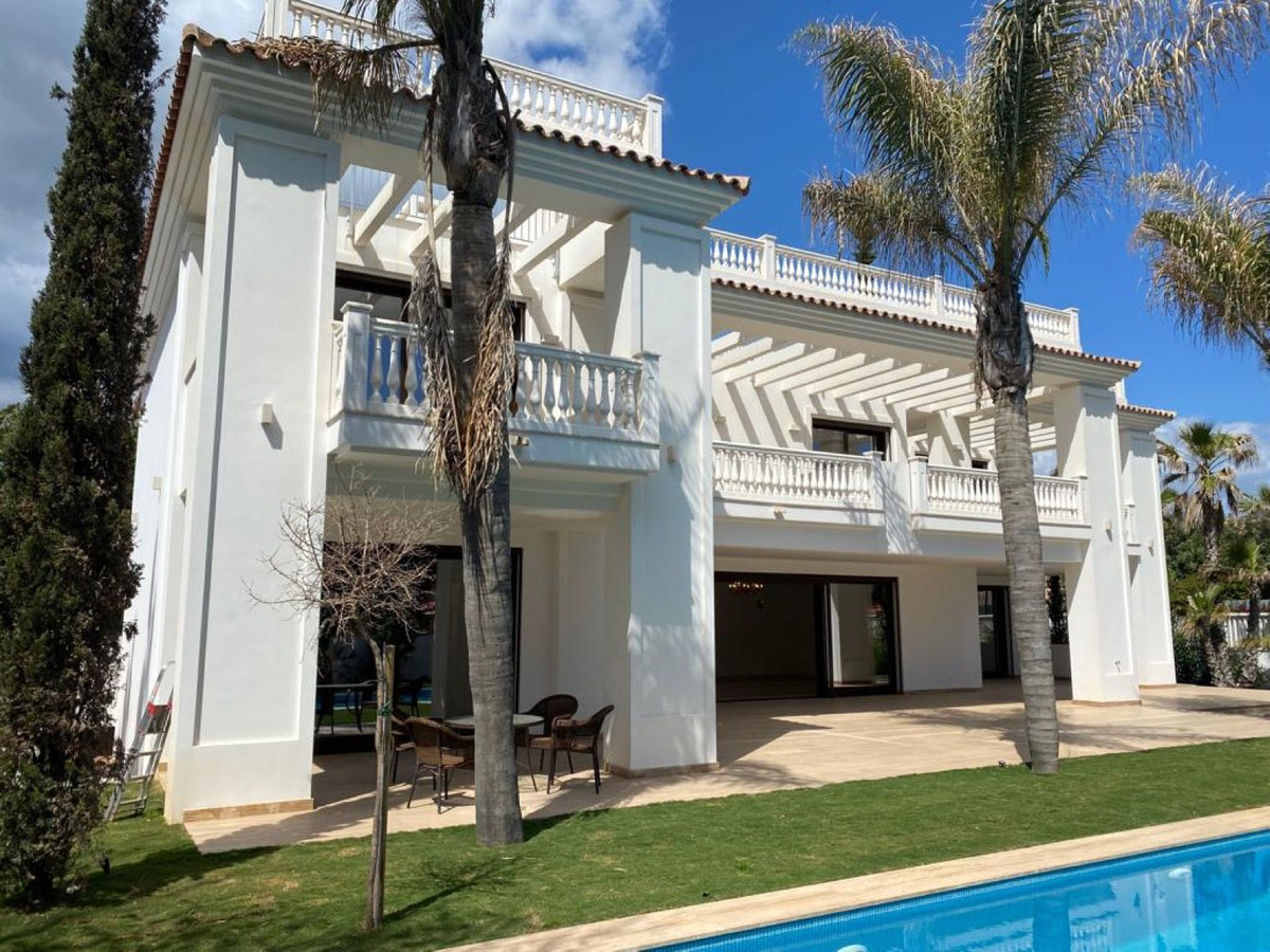 6 Bed, 8 Bath, HouseFor Sale, Guadalmina Baja, Malaga