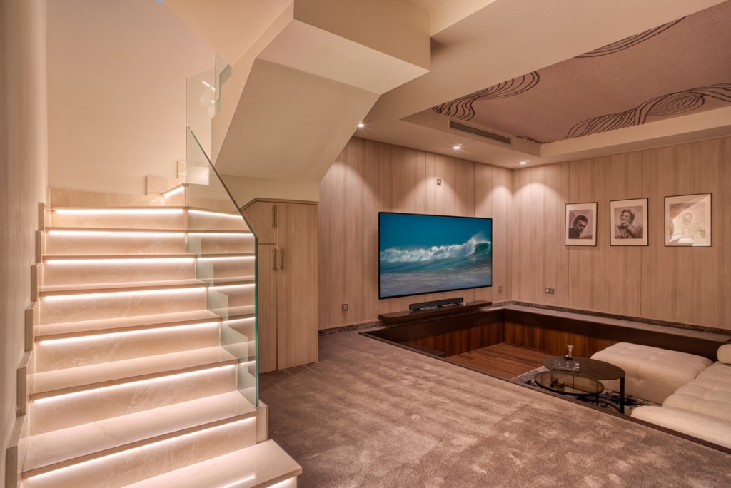 4 Bed, 4 Bath, ApartmentFor Sale, Golden Mile, Malaga