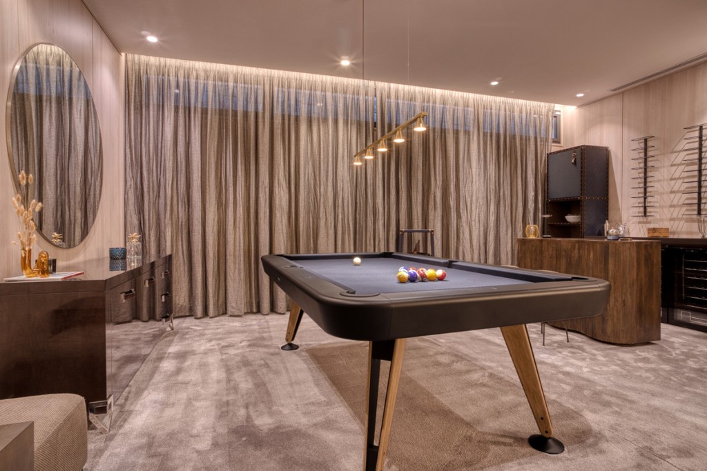 4 Bed, 4 Bath, ApartmentFor Sale, Golden Mile, Malaga