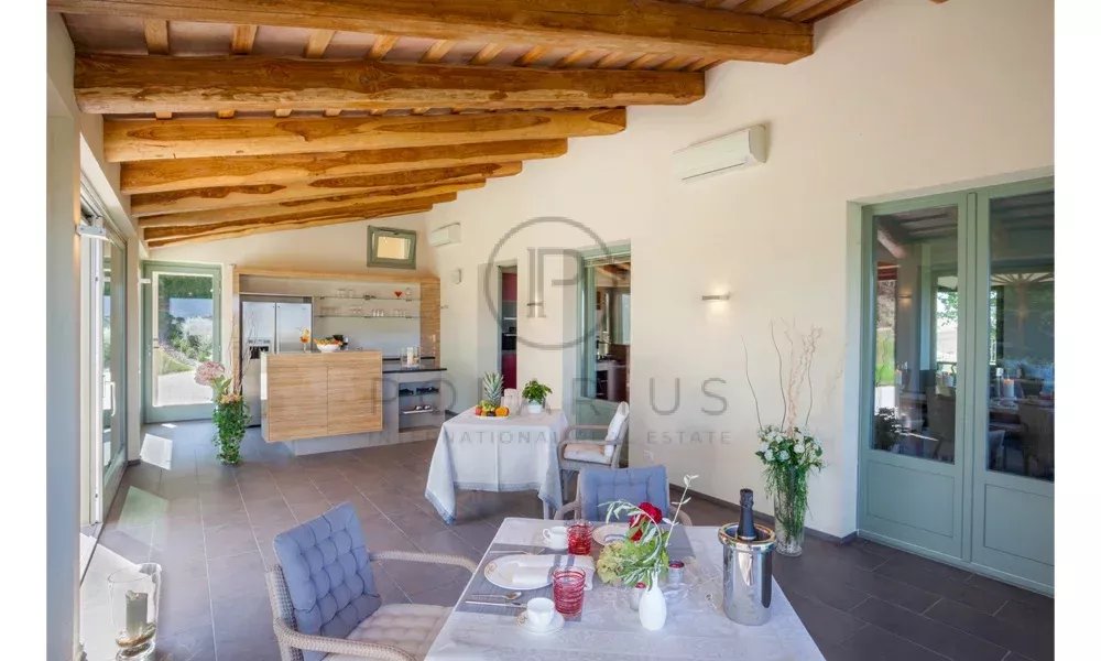 7 Bed, 7 Bath, HouseFor Sale, Monte San Vito, Ancona