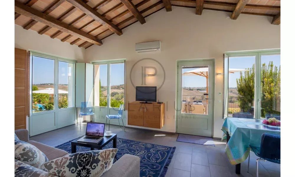 7 Bed, 7 Bath, HouseFor Sale, Monte San Vito, Ancona