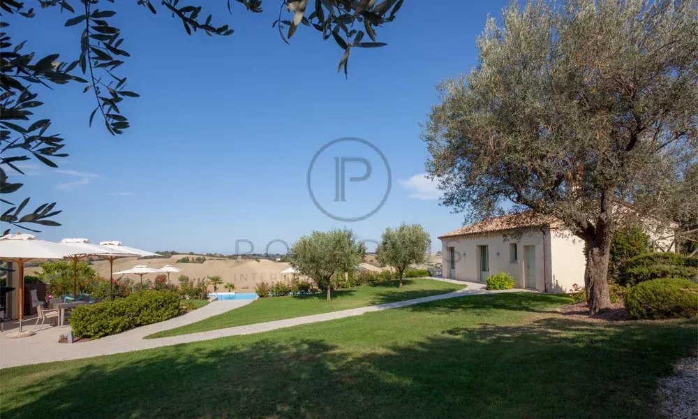 7 Bed, 7 Bath, HouseFor Sale, Monte San Vito, Ancona