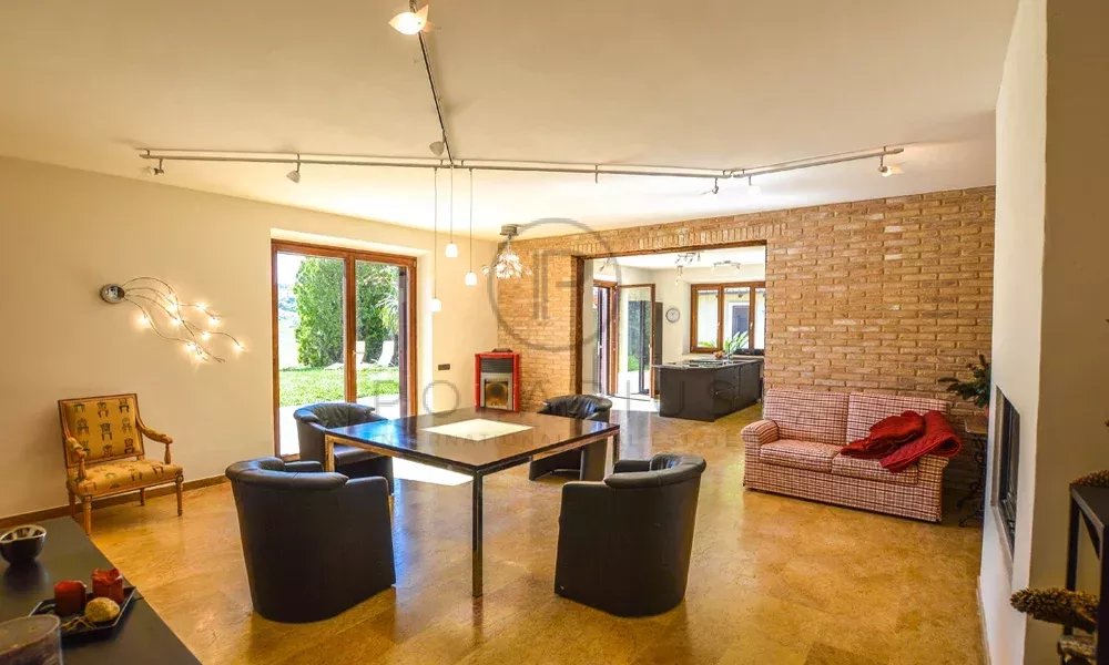 4 Bed, 4 Bath, HouseFor Sale, Lapedona, Ferme