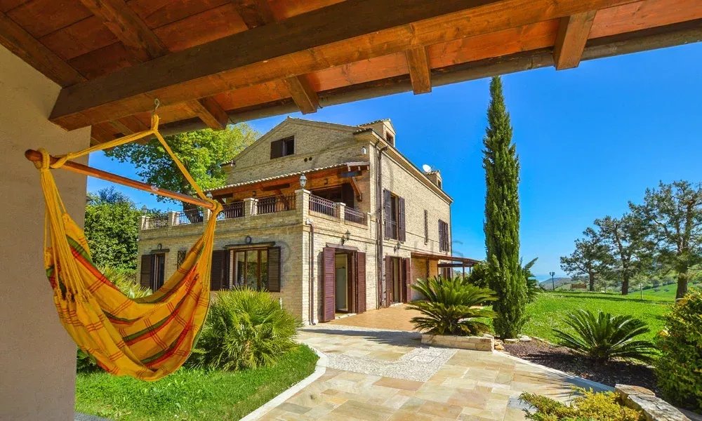 4 Bed, 4 Bath, HouseFor Sale, Lapedona, Ferme