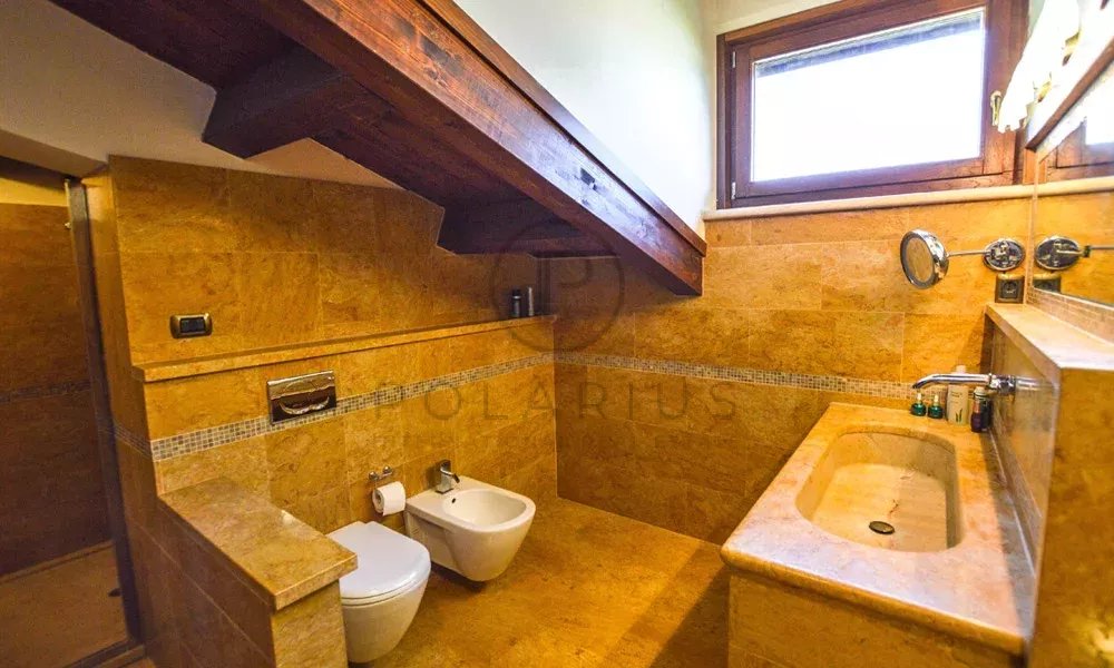 4 Bed, 4 Bath, HouseFor Sale, Lapedona, Ferme