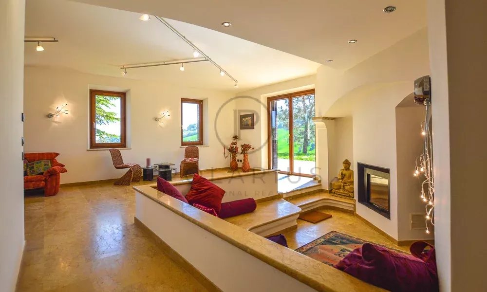 4 Bed, 4 Bath, HouseFor Sale, Lapedona, Ferme