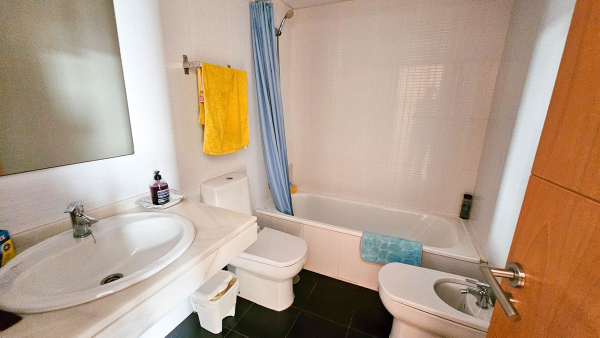 2 Bed, 2 Bath, ApartmentFor Sale, Casares Playa, Malaga