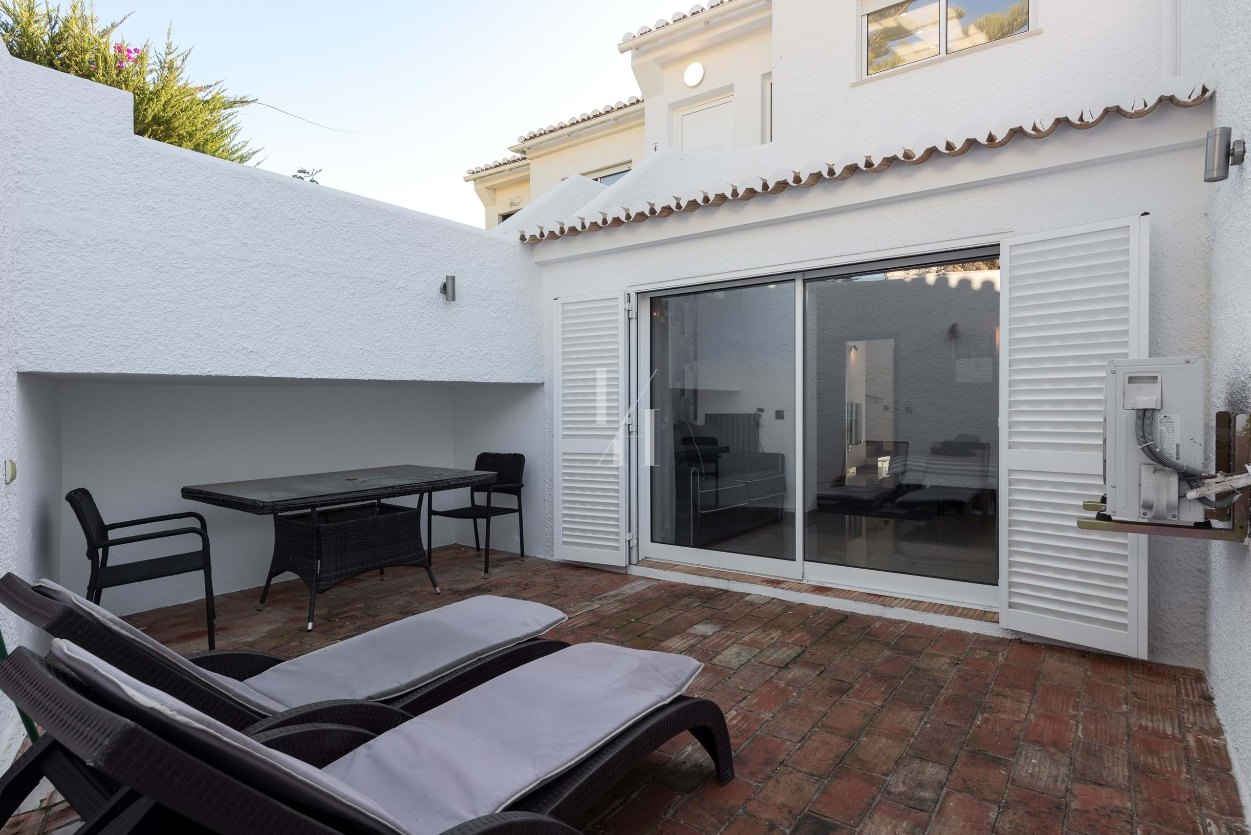 2 Bed, 2 Bath, HouseFor Sale, Praia da Luz, Lagos, Faro, 8600-163