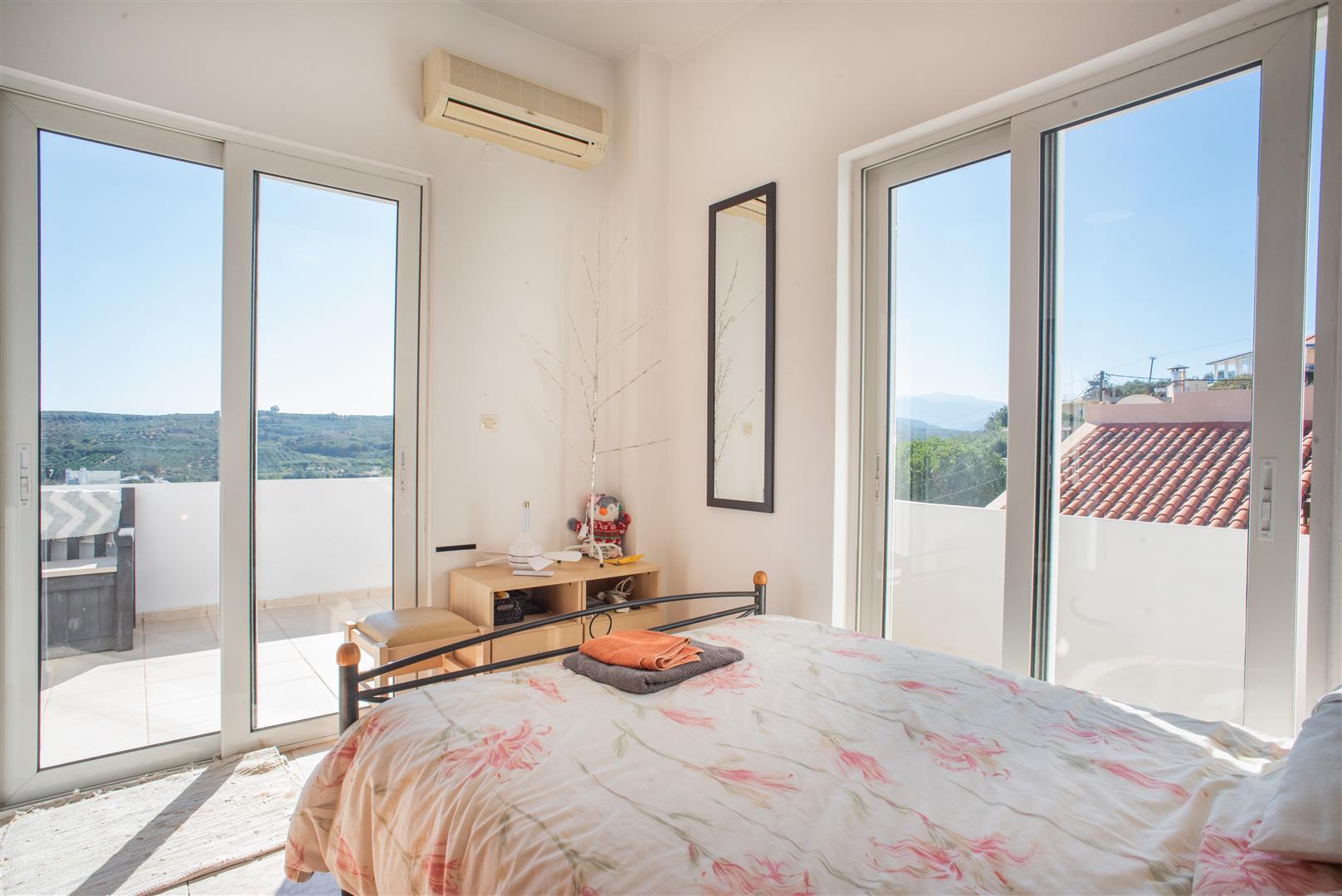 2 Bed, 2 Bath, HouseFor Sale, Chania, Crete