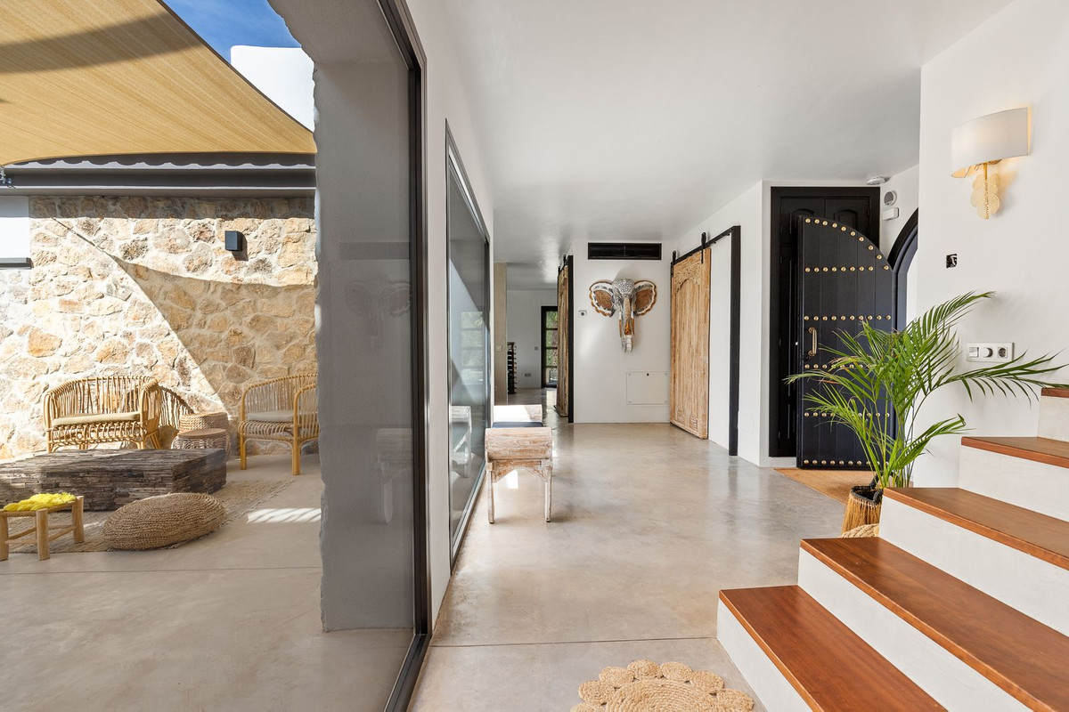 4 Bed, 4 Bath, HouseFor Sale, Alhaurin el Grande, Malaga