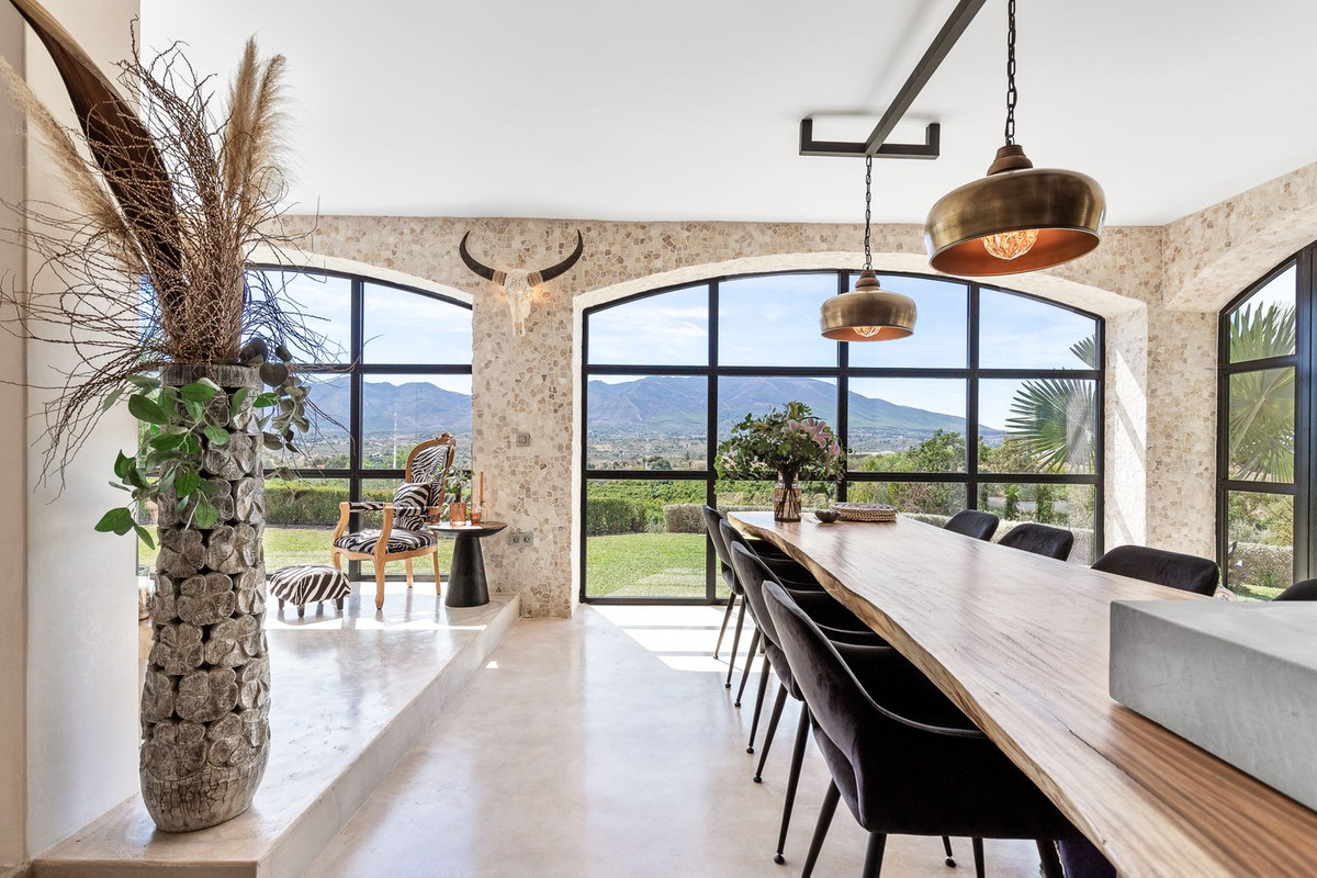 4 Bed, 4 Bath, HouseFor Sale, Alhaurin el Grande, Malaga