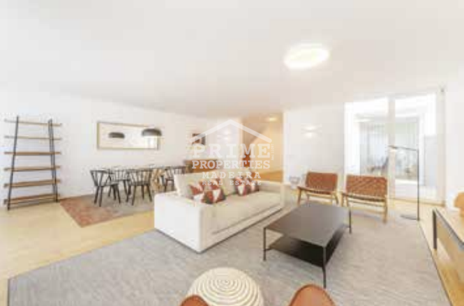 4 Bed, 4 Bath, HouseFor Sale, Funchal, Ilha da Madeira, 9000-100