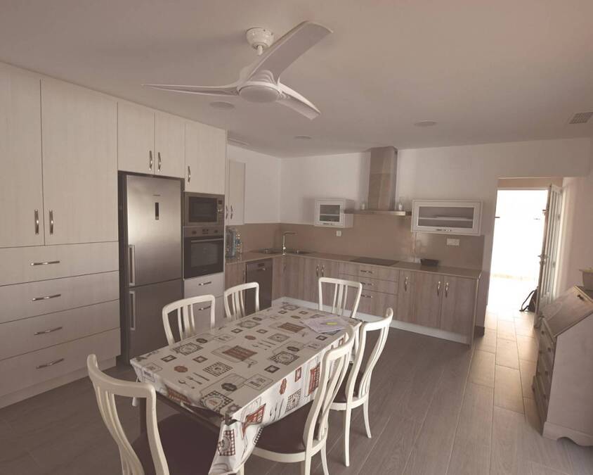 3 Bed, 2 Bath, HouseFor Sale, Almoradi, Alicante