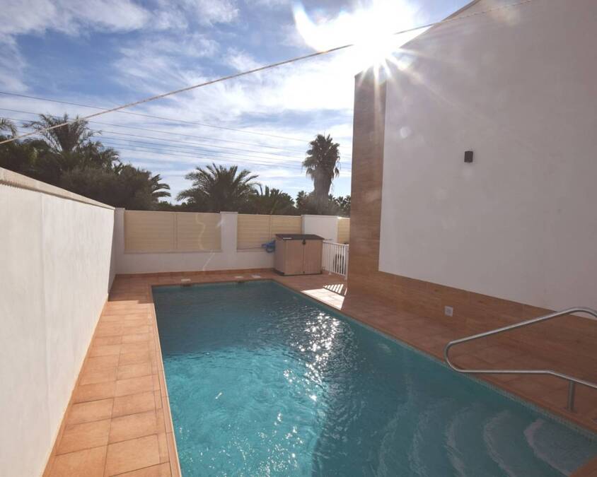 3 Bed, 2 Bath, HouseFor Sale, Almoradi, Alicante